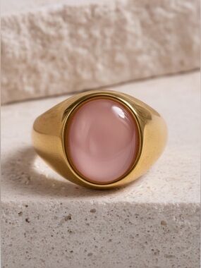 14k Gold Plated Ring with Pink Cat’s Eye Stone Centrepiece. New.